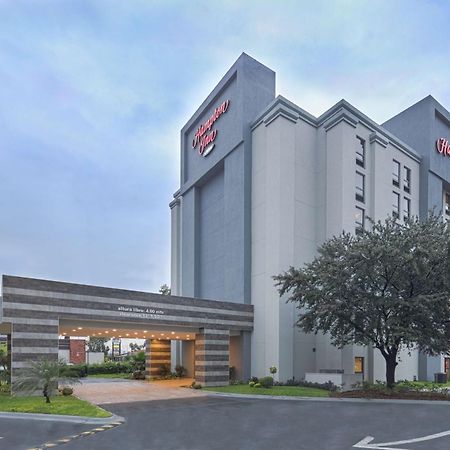 Hampton By Hilton Monterrey Galerias Obispado Dış mekan fotoğraf