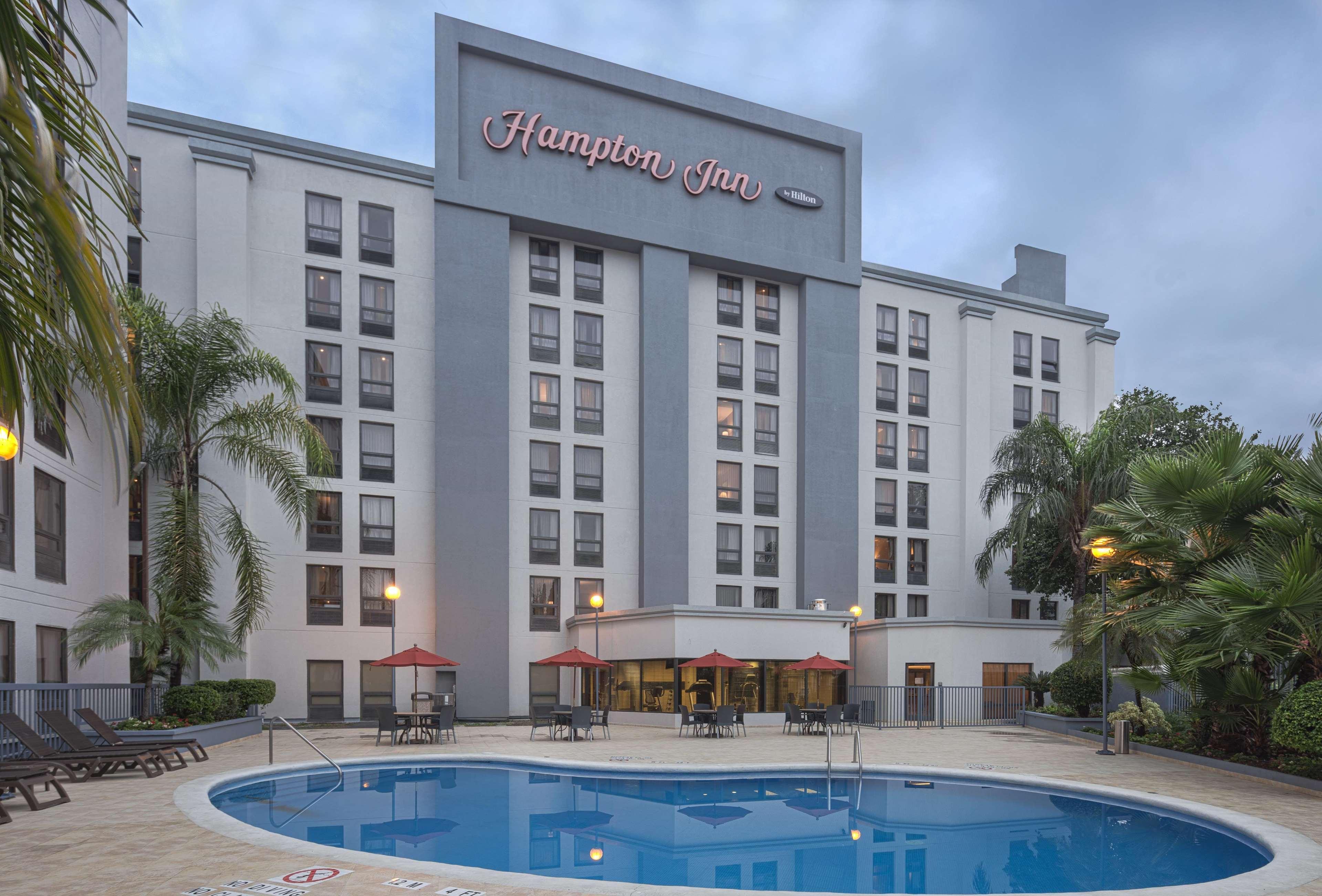 Hampton By Hilton Monterrey Galerias Obispado Dış mekan fotoğraf