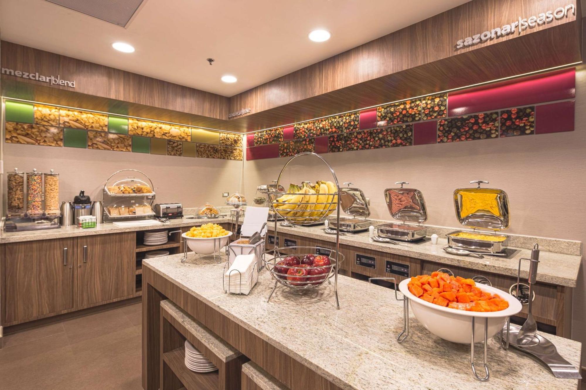 Hampton By Hilton Monterrey Galerias Obispado Dış mekan fotoğraf