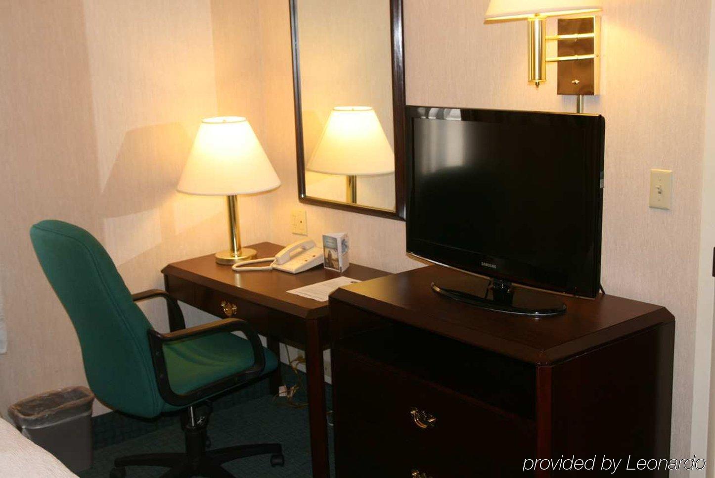 Hampton By Hilton Monterrey Galerias Obispado Dış mekan fotoğraf