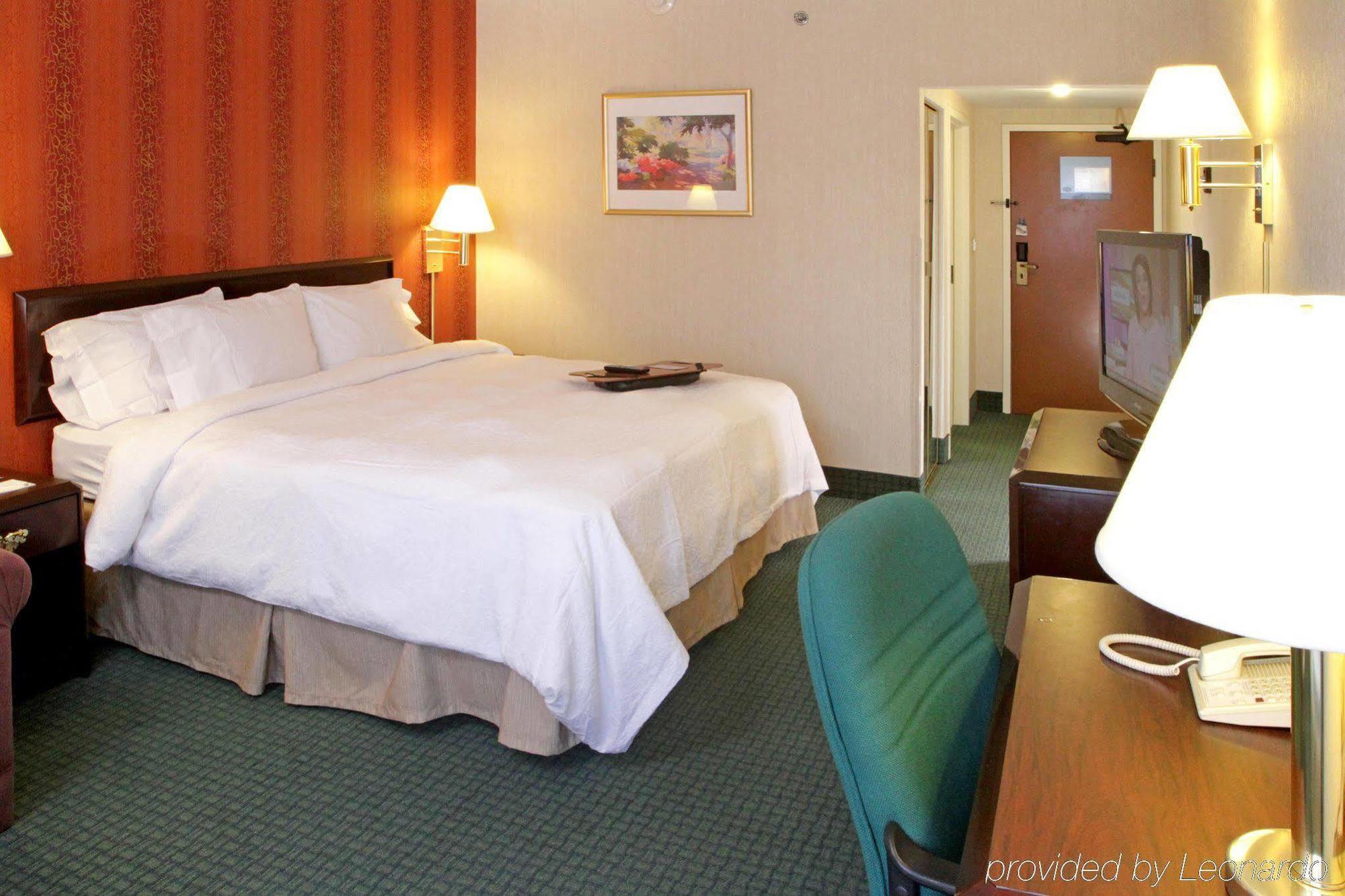 Hampton By Hilton Monterrey Galerias Obispado Dış mekan fotoğraf